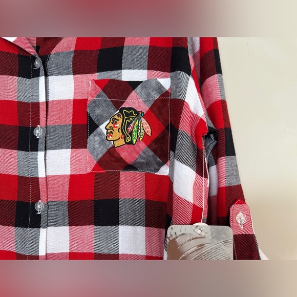 NWT Chicago Blackhawks Plaid Long Sleeve Button Down Pajama Sleep Shirt Small - Picture 2 of 4